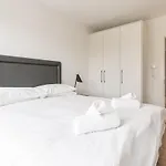 Grange Two By At Appartement